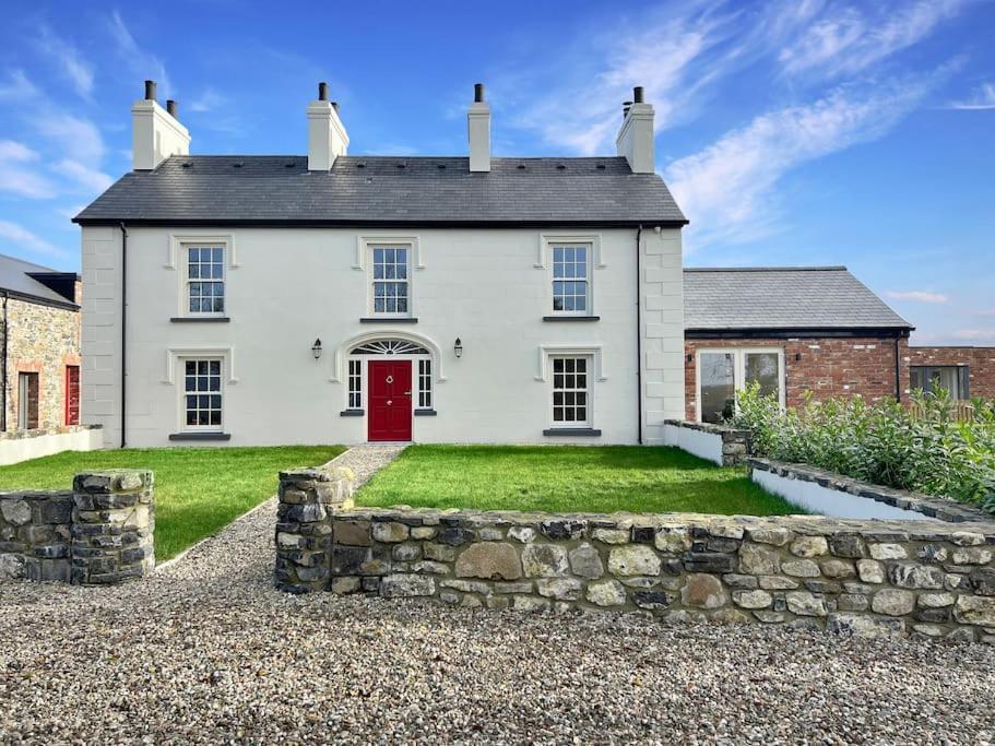 The Farmhouse At Corrstown Village Portrush Exterior photo